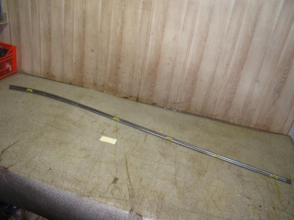 Молдинг крыши правый, 600 рублей, Пермь