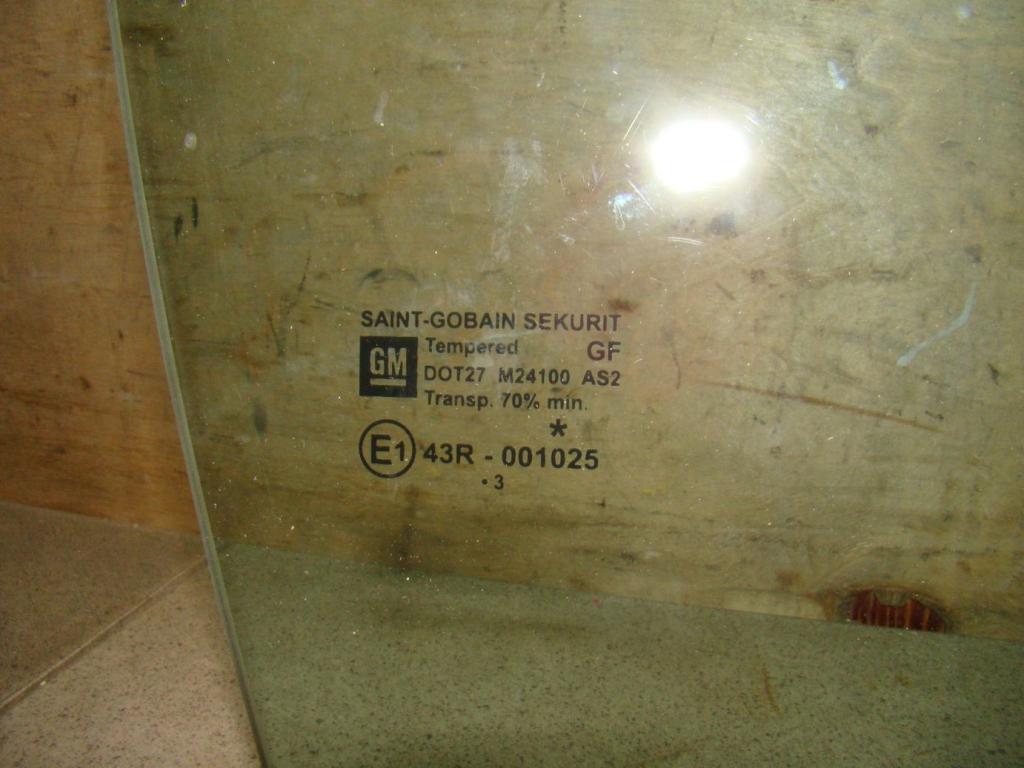 Стекло двери передней правой, 1000 рублей, Пермь
