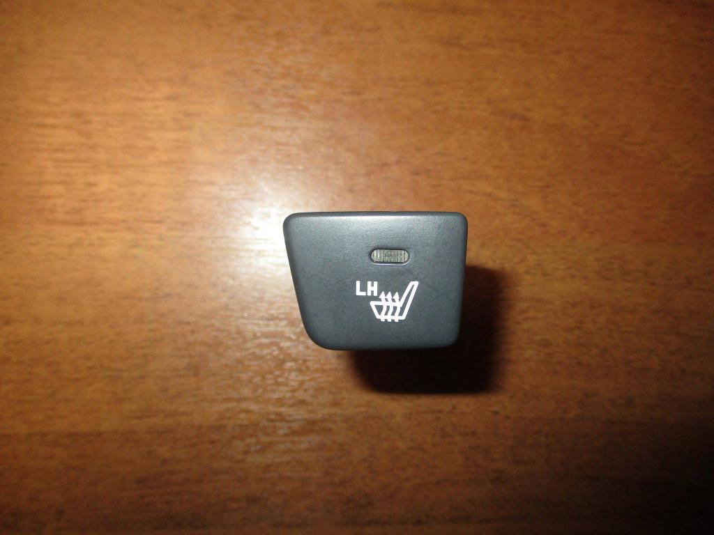 Кнопка обогрева сидений, 500 рублей, Пермь