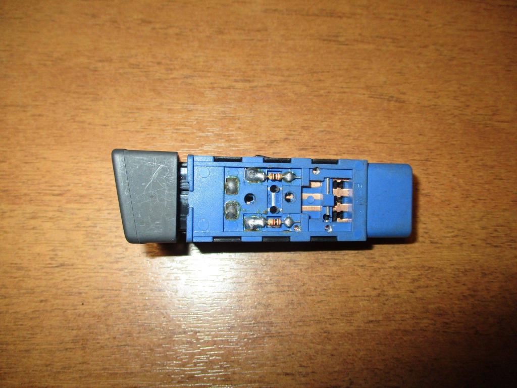 Кнопка обогрева сидений, 500 рублей, Пермь