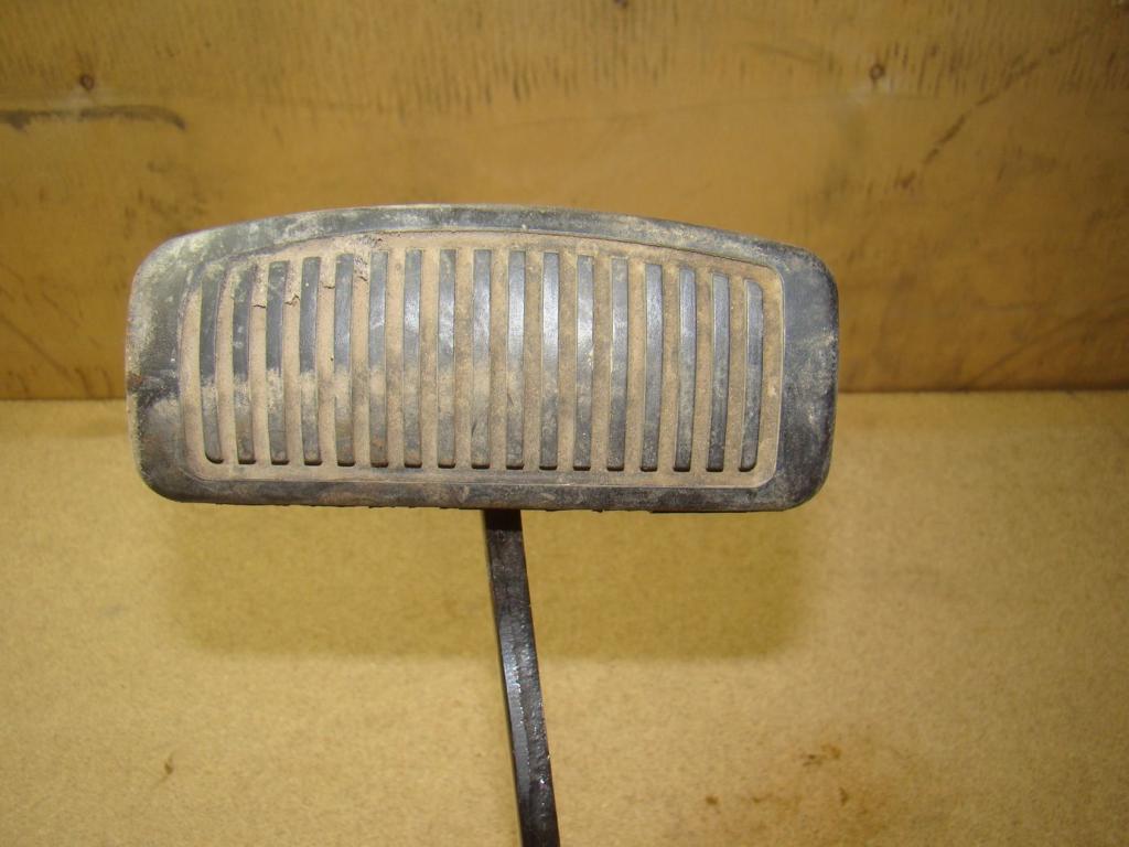 Педаль тормоза, 500 рублей, Пермь