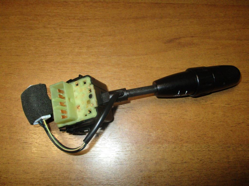 Переключатель стеклоочистителей, 1000 рублей, Пермь