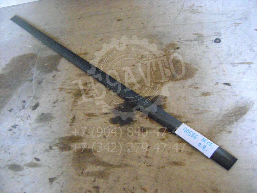 Молдинг передней правой двери, 1000 рублей, Пермь