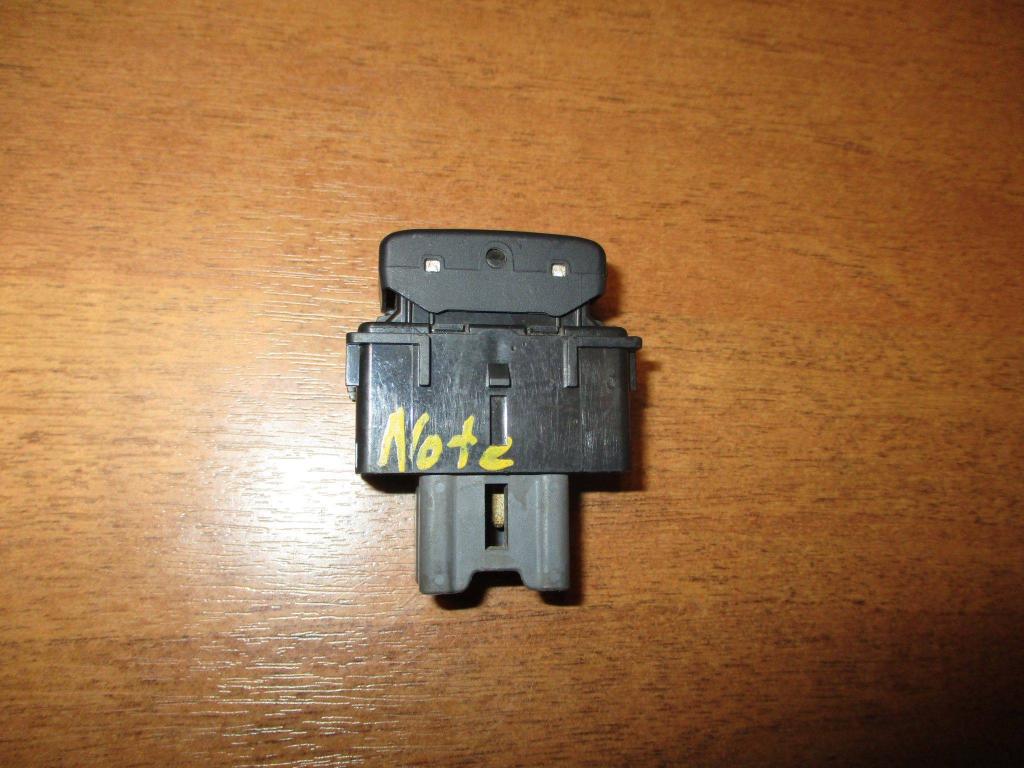 Кнопка обогрева сидений, 500 рублей, Пермь