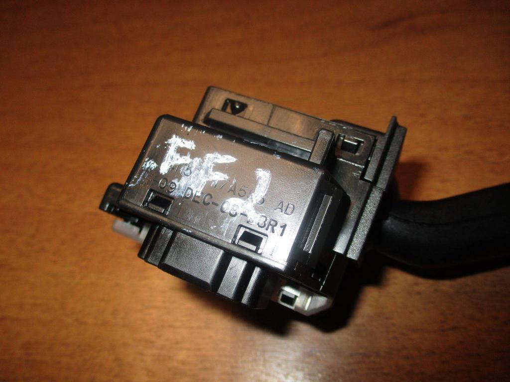 Переключатель стеклоочистителей, 1000 рублей, Пермь