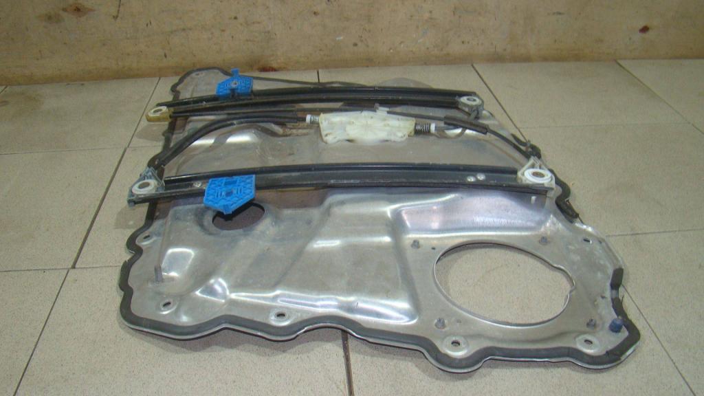 Стеклоподъемник задний левый, 1000 рублей, Пермь