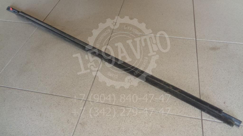 Накладка стекла переднего правого, 1000 рублей, Пермь