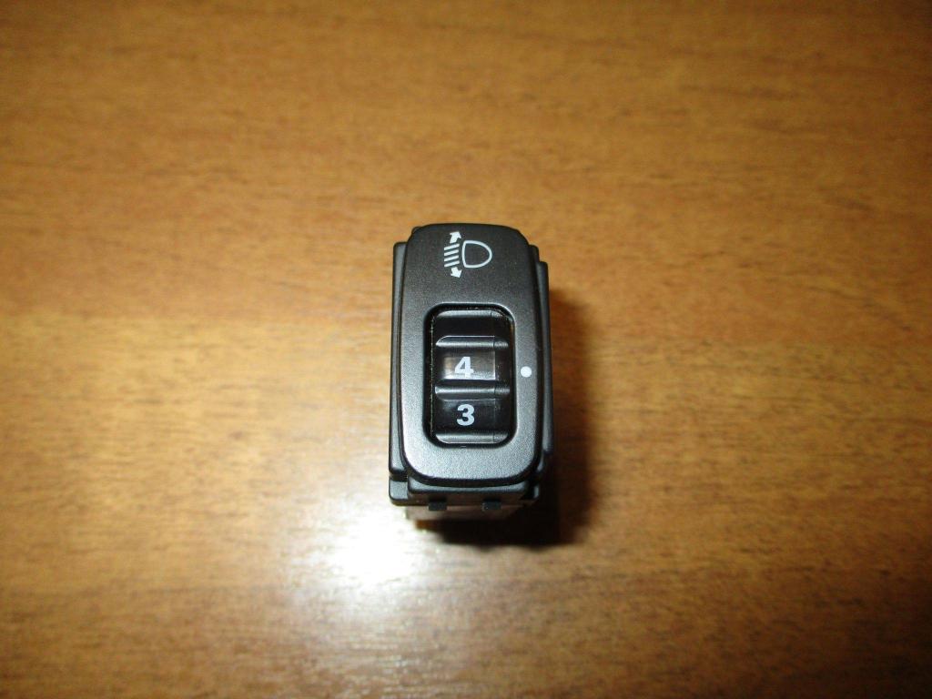 Кнопка корректора фар, 500 рублей, Пермь