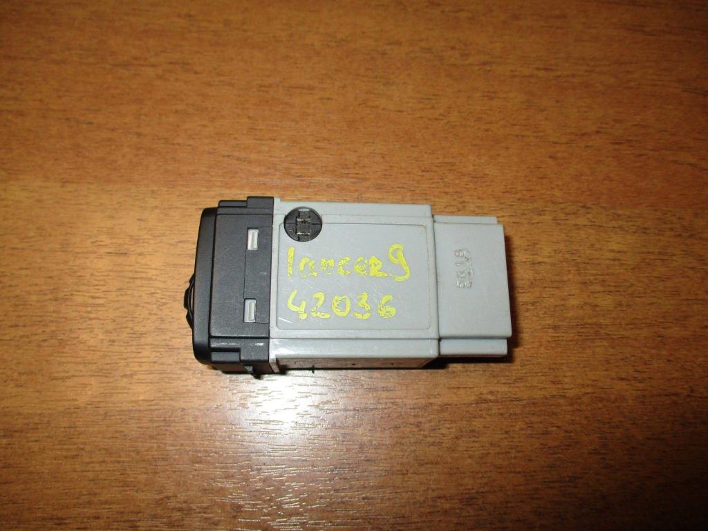 Кнопка корректора фар, 500 рублей, Пермь