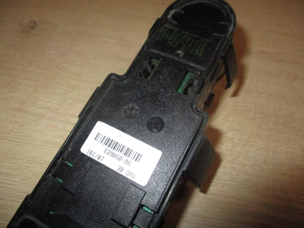 Блок управления стеклоподъемниками, 2000 рублей, Пермь