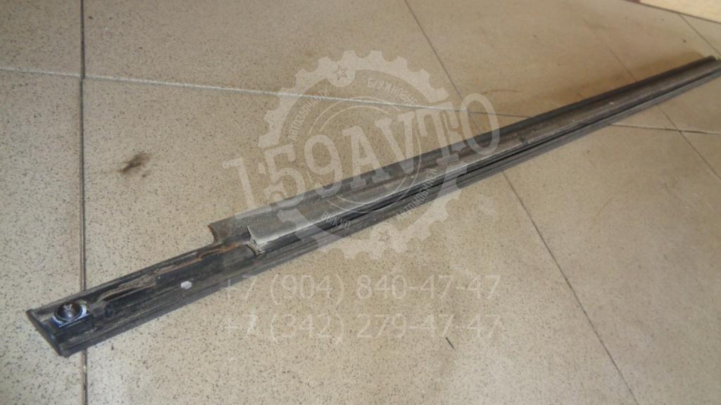 Накладка стекла переднего левого, 700 рублей, Пермь