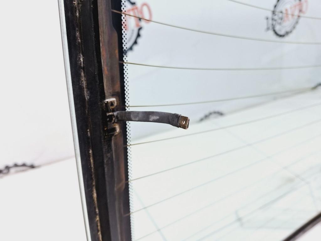 Стекло заднее, 2500 рублей, Пермь