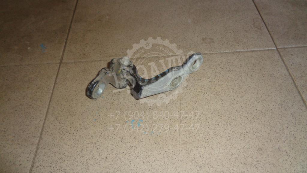 Петля двери передней правой верхняя, 750 рублей, Пермь