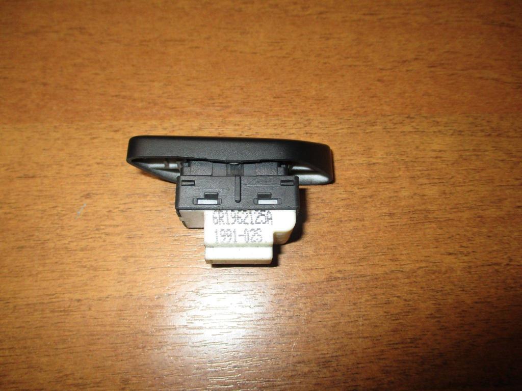 Кнопка центрального замка, 500 рублей, Пермь