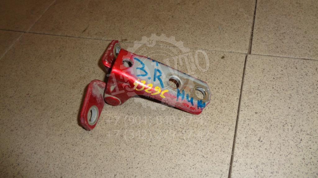 Петля двери задней правой нижняя, 550 рублей, Пермь