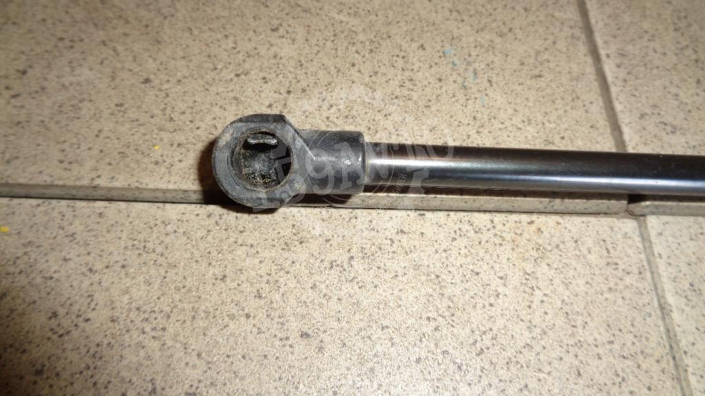 Амортизатор двери багажника, 500 рублей, Пермь