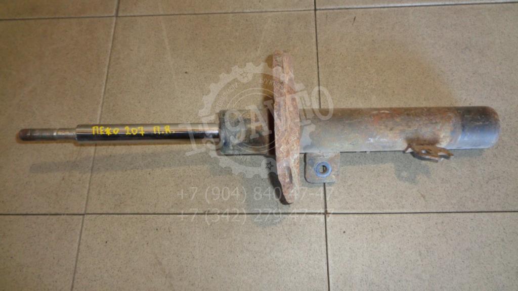 Амортизатор передний правый, 1500 рублей, Пермь