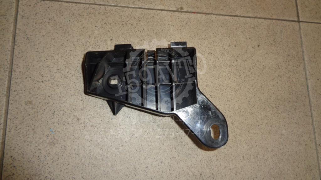 Кронштейн заднего бампера правый, 500 рублей, Пермь