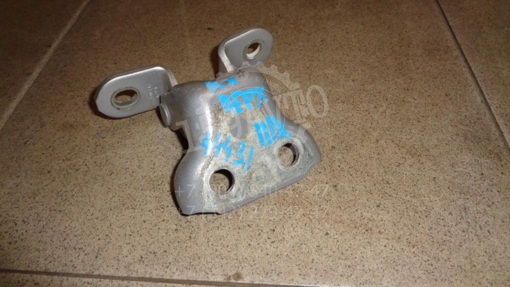 Петля двери передней правой верхняя, 500 рублей, Пермь