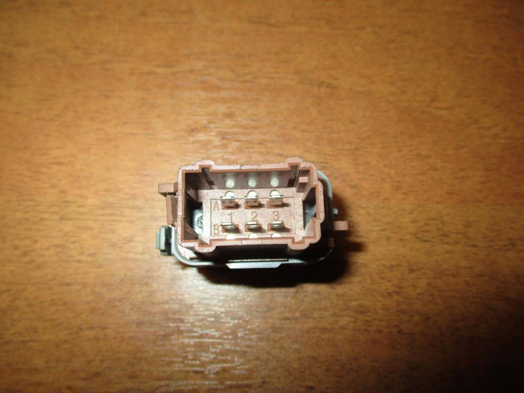 Кнопка обогрева сидений, 500 рублей, Пермь