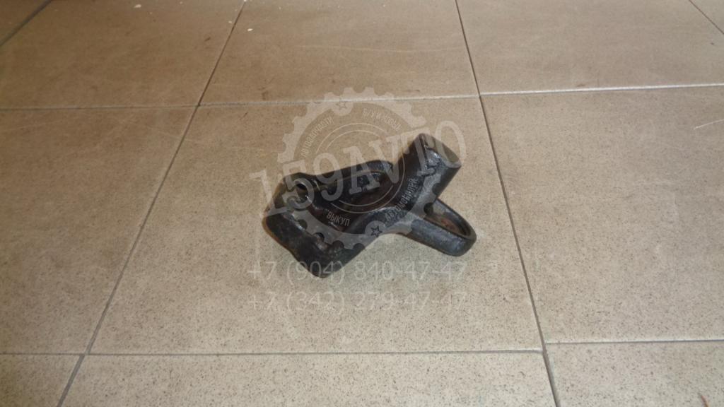 Кронштейн двигателя правый, 500 рублей, Пермь