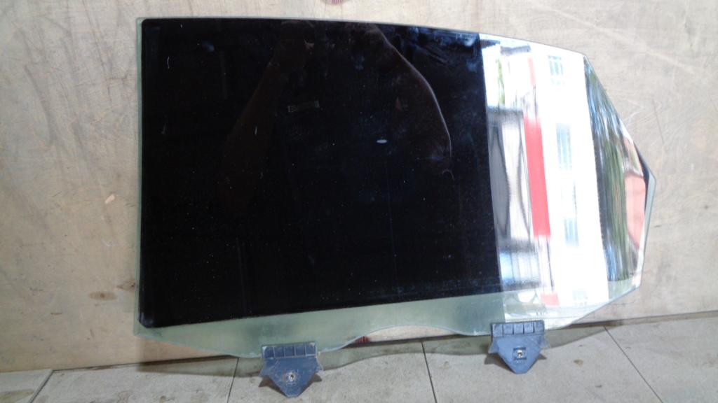 Стекло двери задней правой, 1000 рублей, Пермь