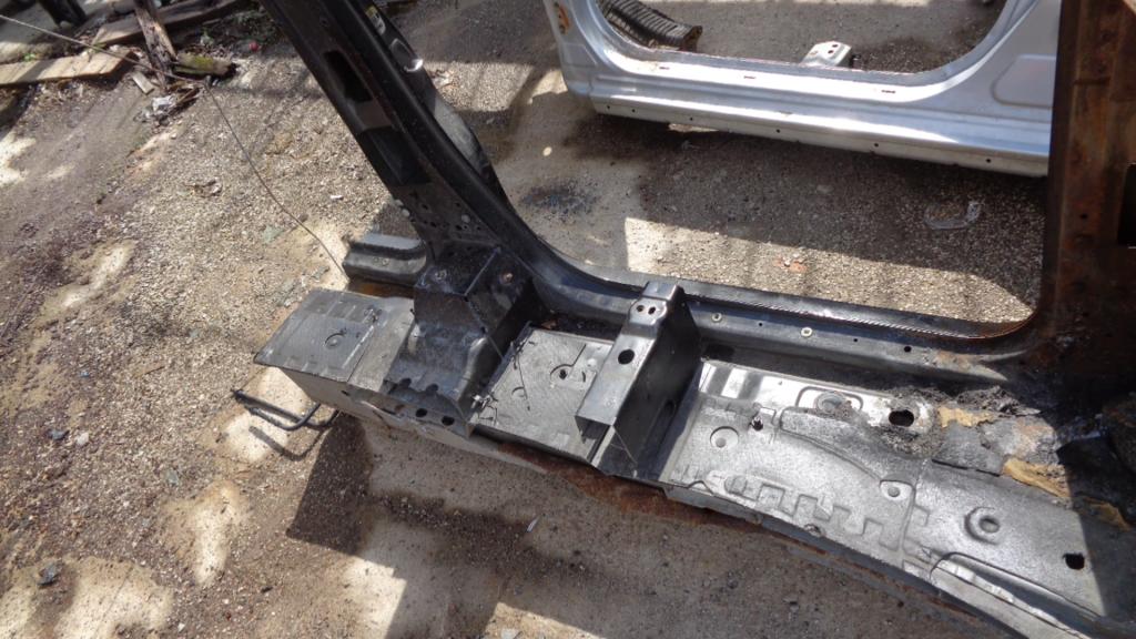 Порог со стойкой левый, 9000 рублей, Пермь