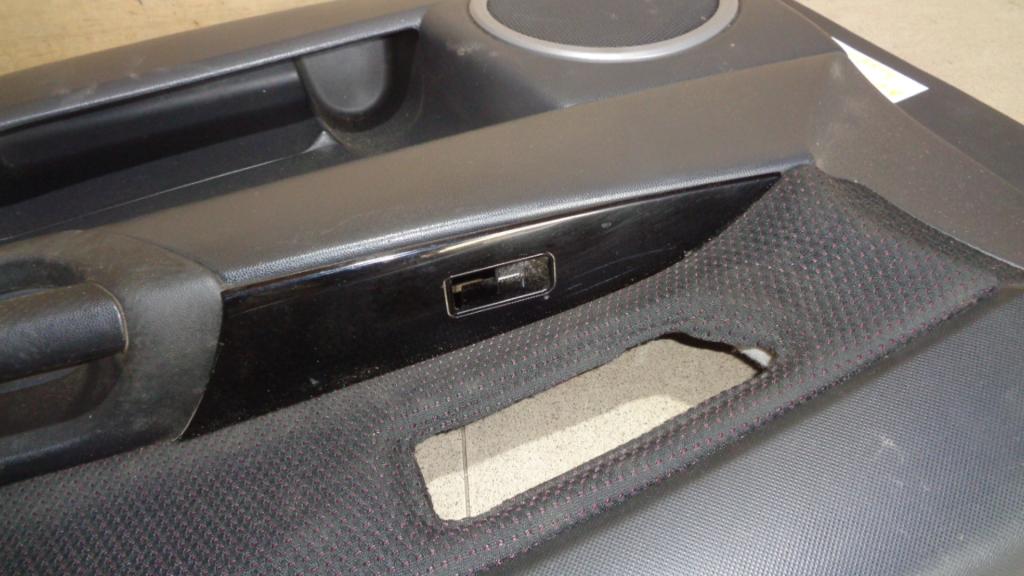 Обшивка двери передней правой, 1000 рублей, Пермь