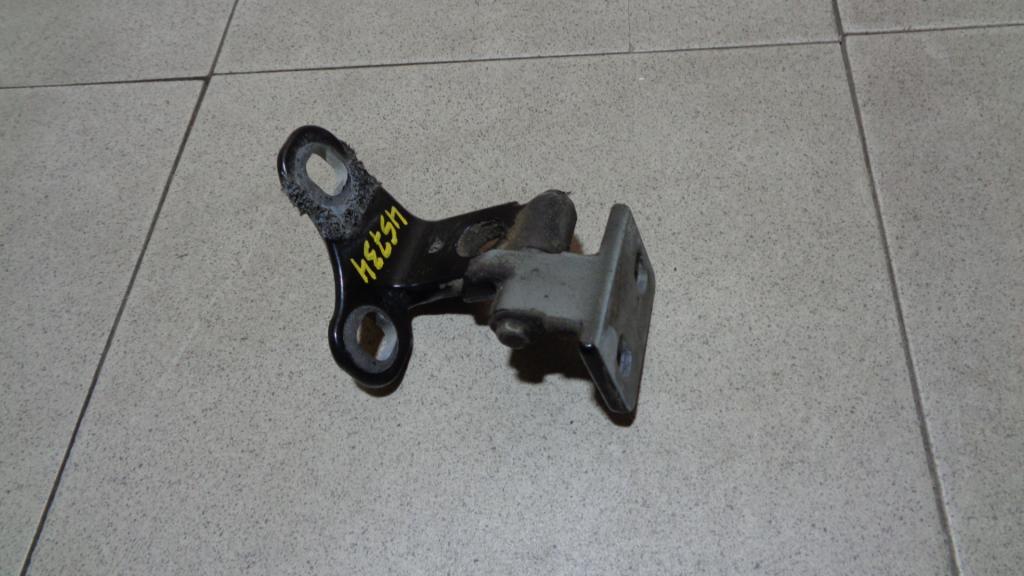 Петля двери передней левой нижняя, 500 рублей, Пермь