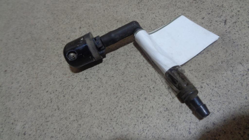 Форсунка омывателя заднего стекла, 500 рублей, Пермь