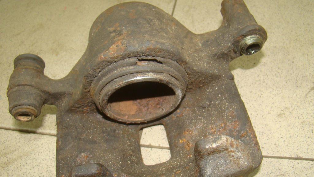 Суппорт передний правый, 1000 рублей, Пермь