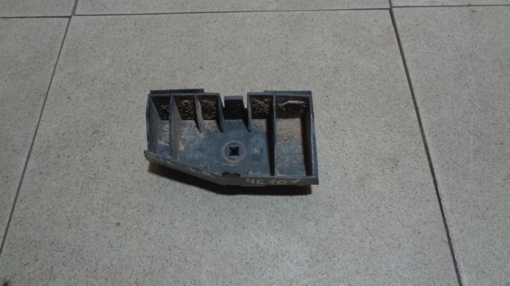 Кронштейн заднего бампера правый, 500 рублей, Пермь