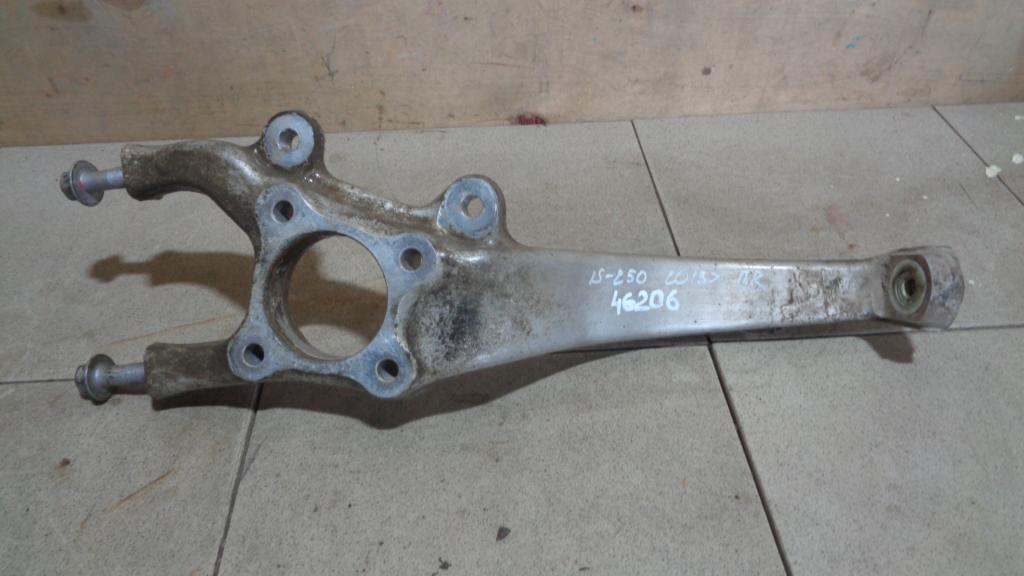 Кулак поворотный передний правый, 3000 рублей, Пермь