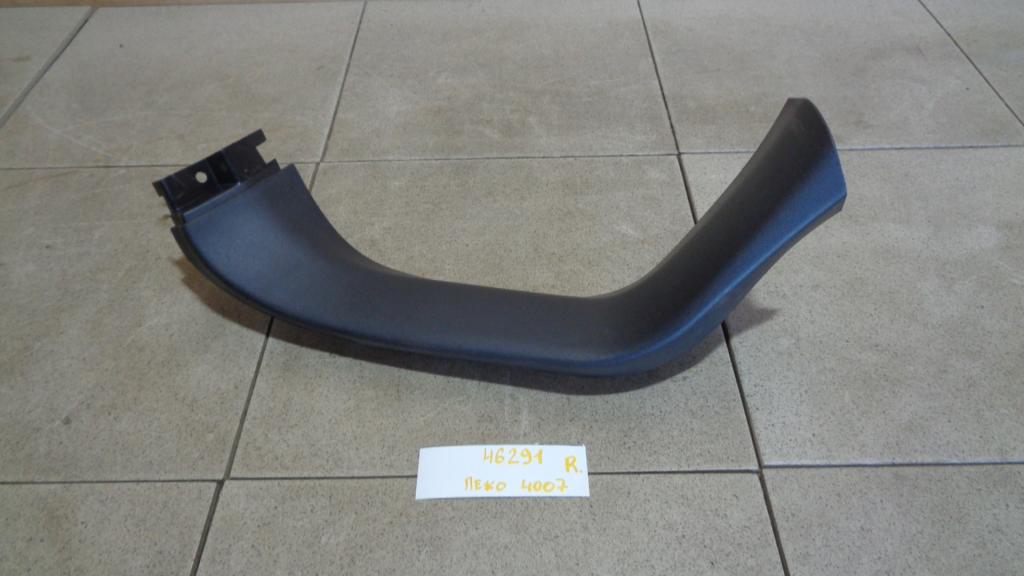 Обшивка двери багажника, 700 рублей, Пермь