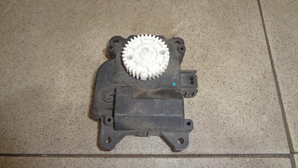 Моторчик заслонки печки, 500 рублей, Пермь