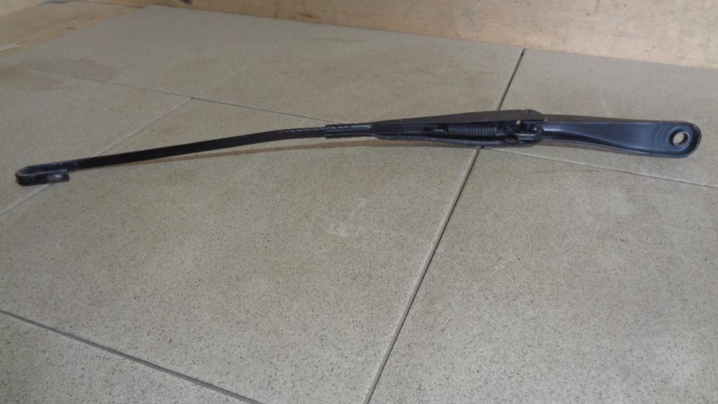 Поводок стеклоочистителя передний правый, 1100 рублей, Пермь