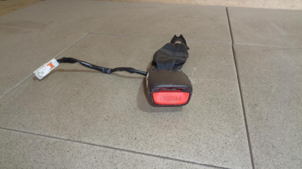 Ответная часть ремня безопасности, 500 рублей, Пермь