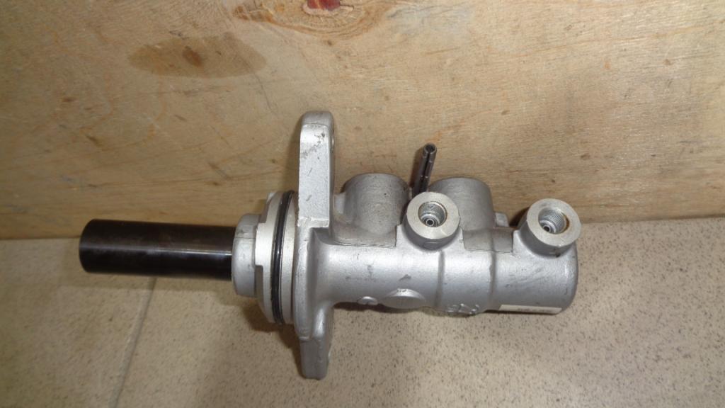 Цилиндр тормозной главный, 2000 рублей, Пермь