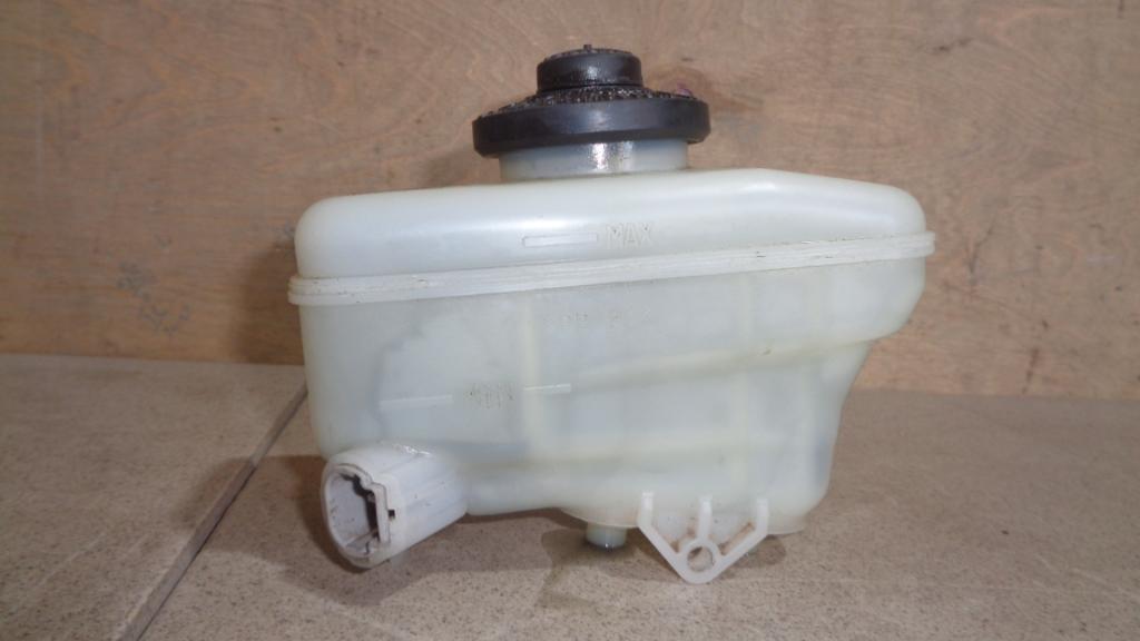 Бачок главного тормозного цилиндра, 1000 рублей, Пермь