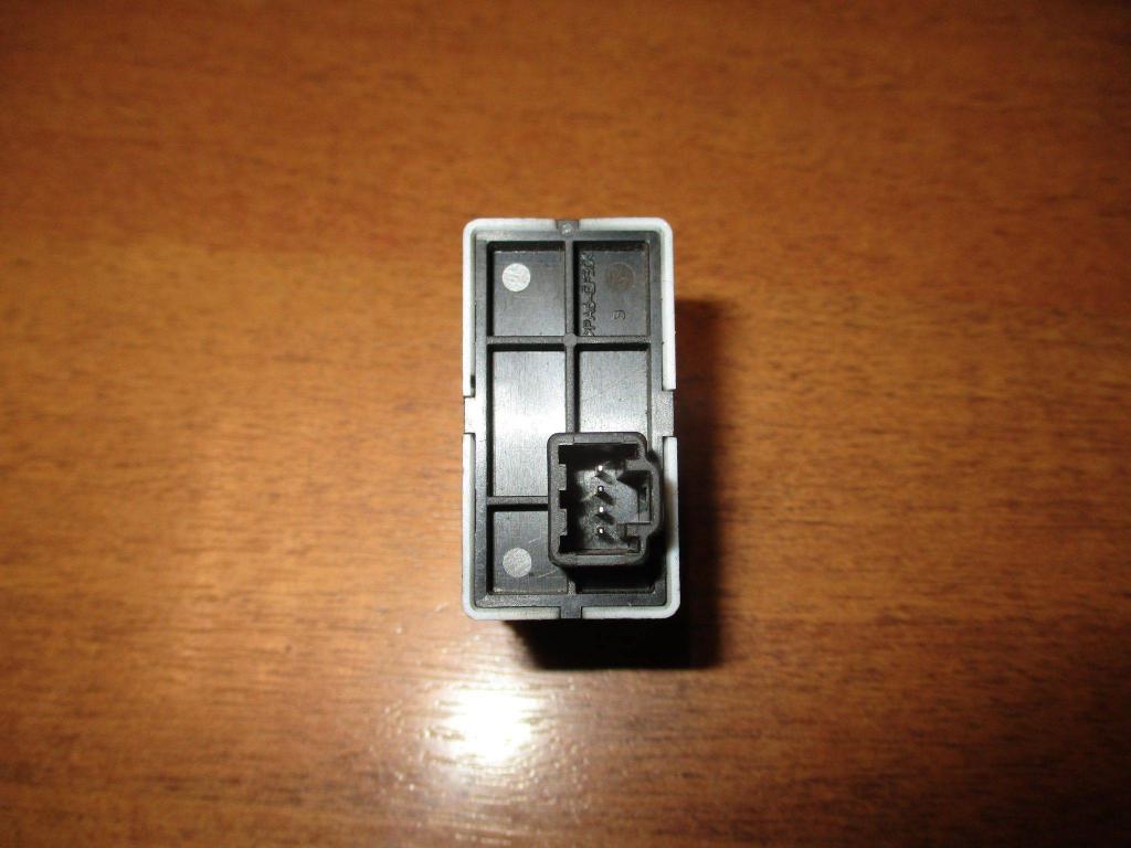 Кнопка корректора фар, 500 рублей, Пермь