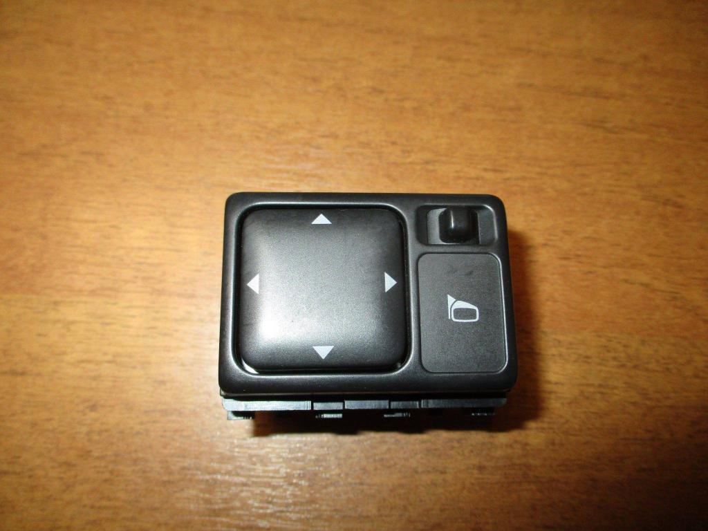 Переключатель регулировки зеркала, 500 рублей, Пермь