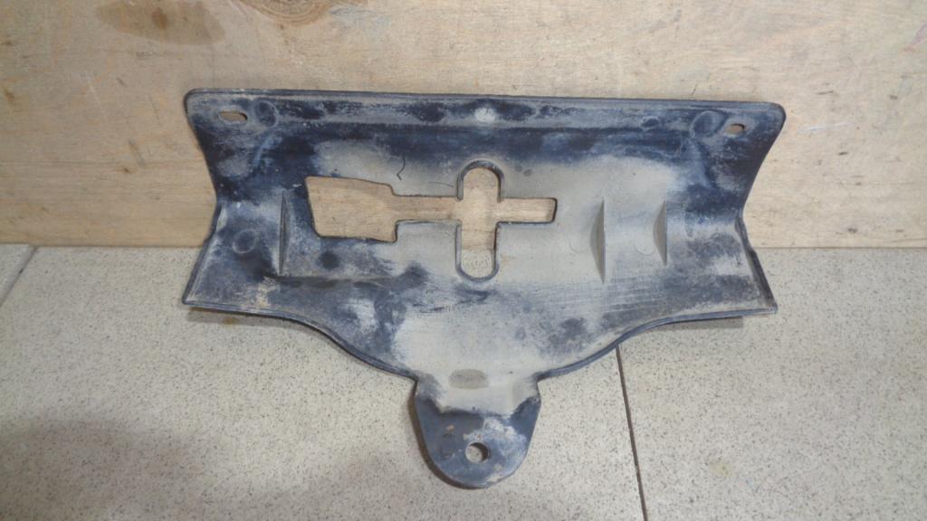 Кожух замка капота, 500 рублей, Пермь