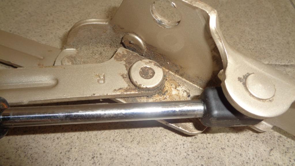 Петля крышки багажника, 550 рублей, Пермь