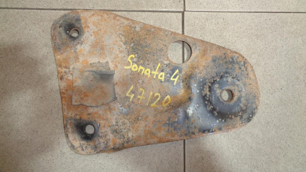 Кронштейн подрамника, 500 рублей, Пермь