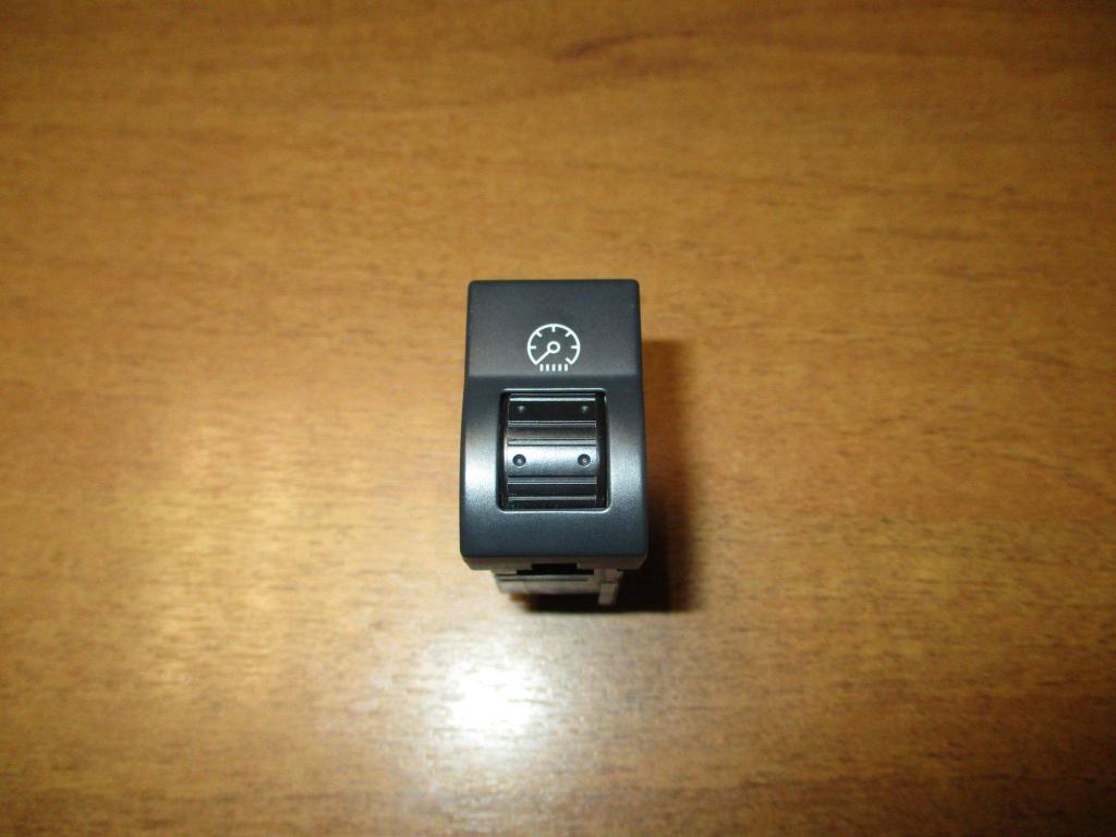 Кнопка освещения панели приборов, 500 рублей, Пермь