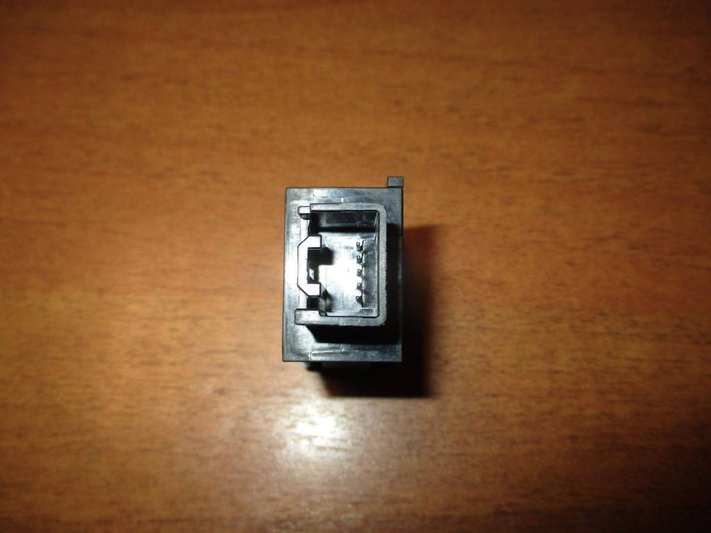 Кнопка освещения панели приборов, 500 рублей, Пермь