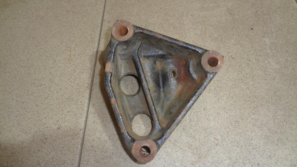 Кронштейн двигателя правый, 700 рублей, Пермь