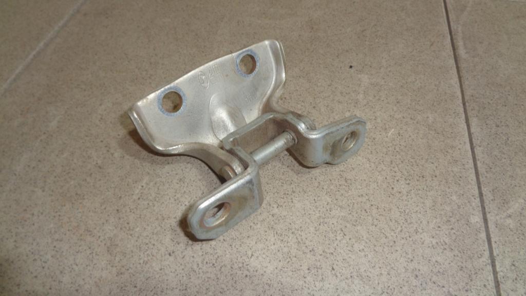 Петля двери задней левой верхняя, 500 рублей, Пермь