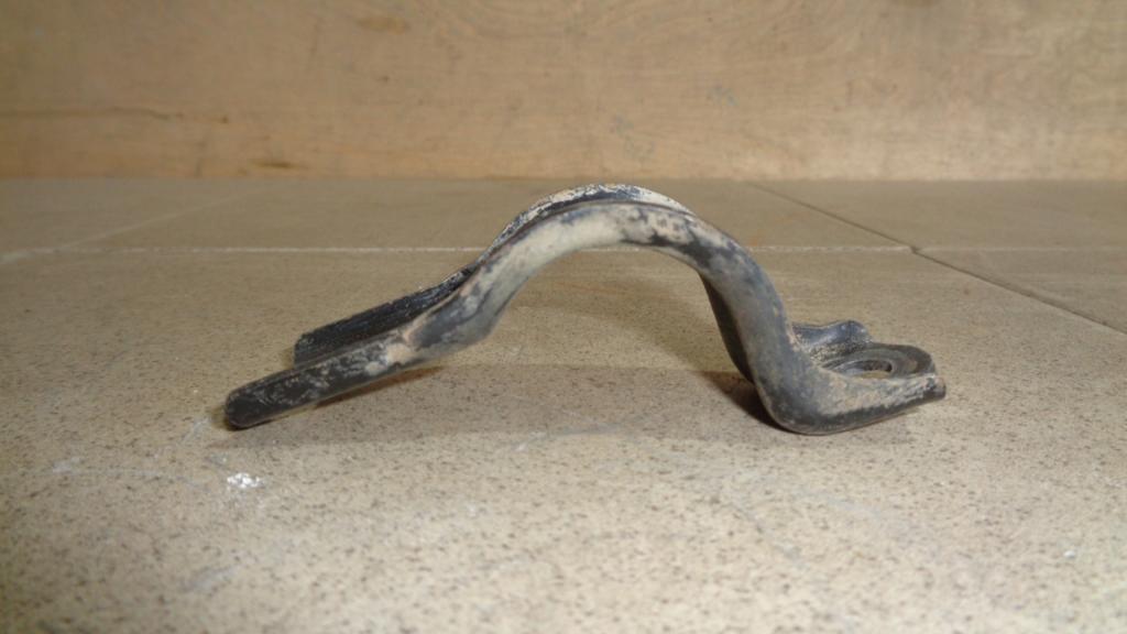 Кронштейн крепления переднего стабилизатора, 500 рублей, Пермь