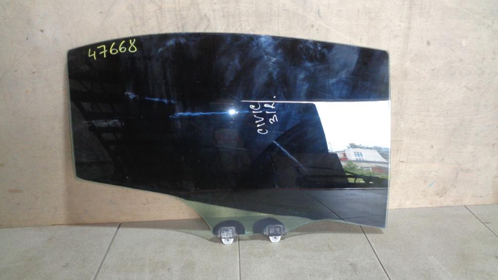 Стекло двери задней правой, 1500 рублей, Пермь
